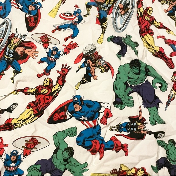 Pottery Barn Kids Marvel Comics Hero Twin Flat Sheet Hulk Captain America - Picture 2 of 16